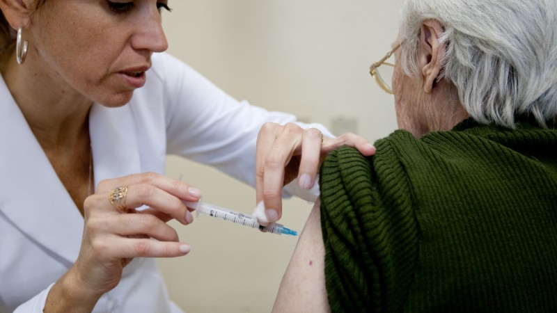 Mês de abril marca o início da vacinação contra a gripe no Rio Grande do Sul